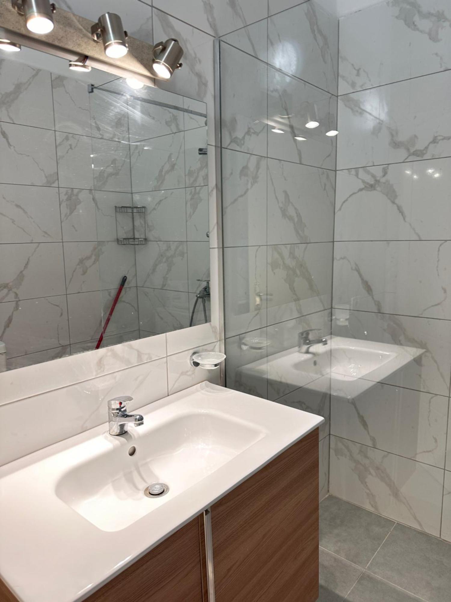 The Hill Sea View Apartment Sarandë 外观 照片